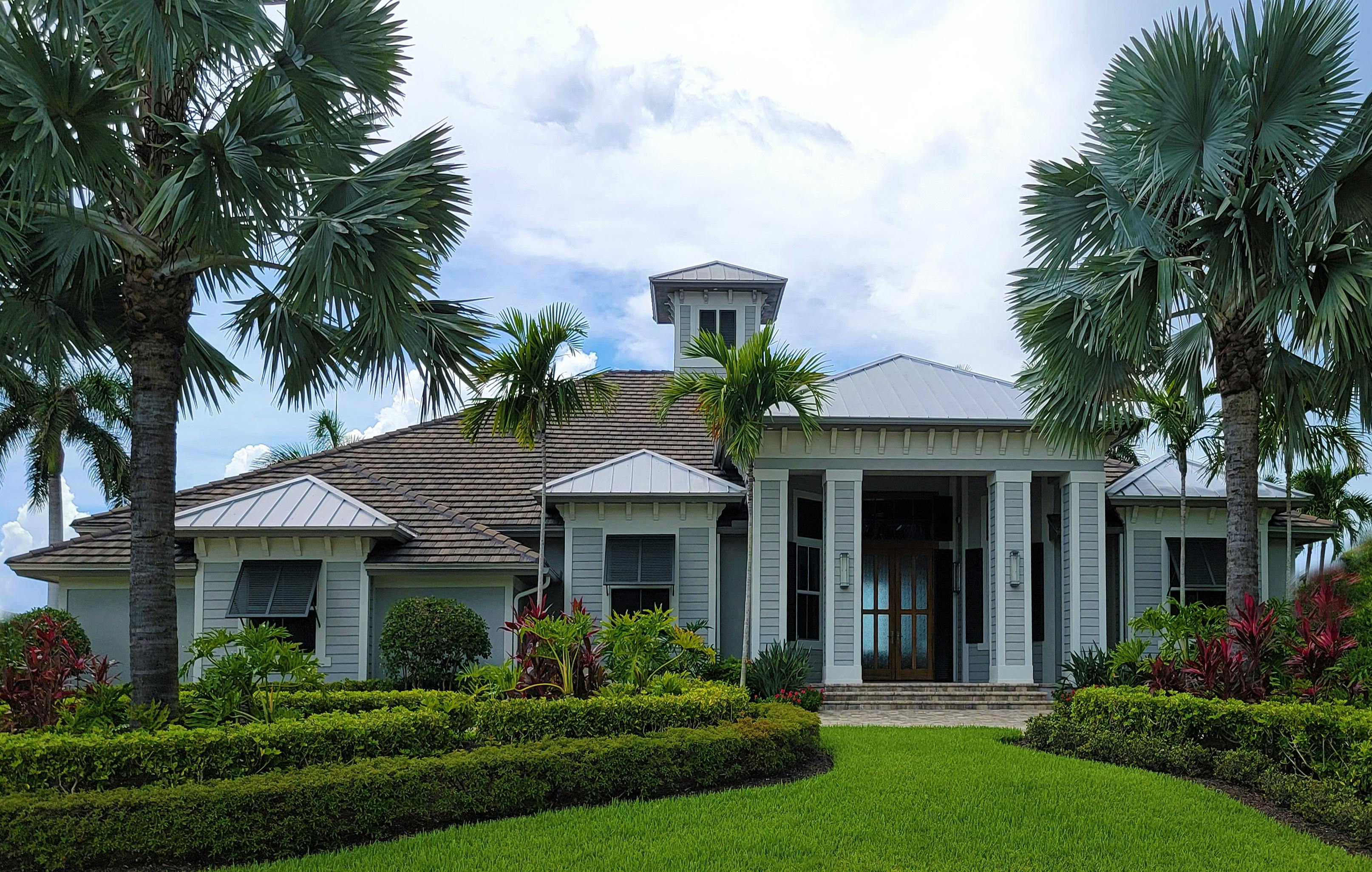 Gerenoveerd dak van een villa in Wassenaar